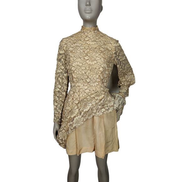 Vintage 60s Beige Gold Floral Lace Scalloped Edge Balloon Sleeve Mini Dress - Picture 13 of 14